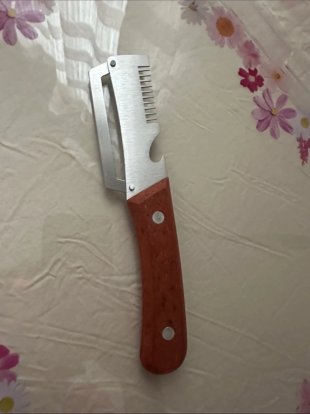 Wood-Handle Multi-Tool Kitchen Peeler with Serrated Blade - Brown & Silver NWT